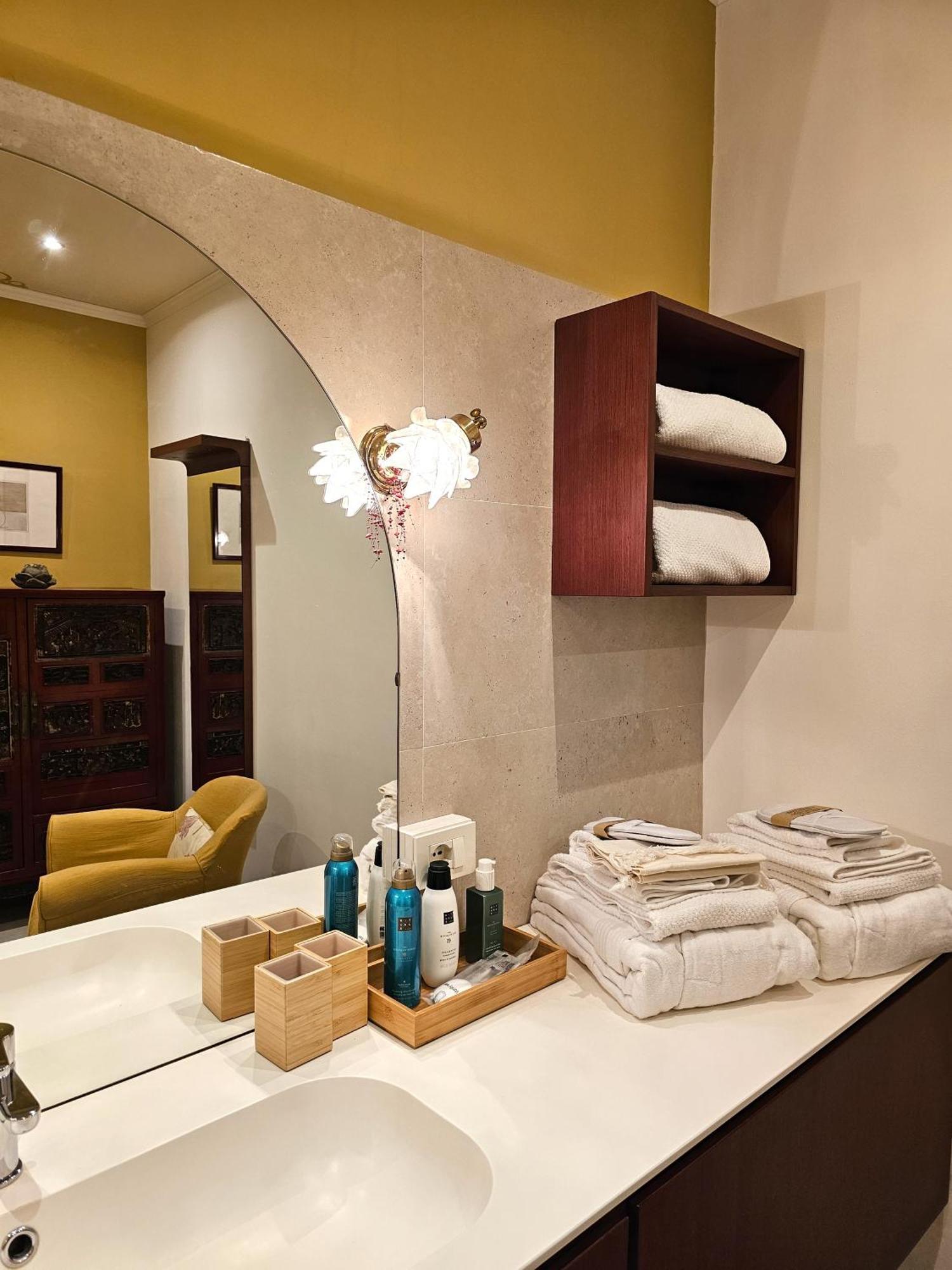 Aedel Lxr Apartment Turin Bagian luar foto