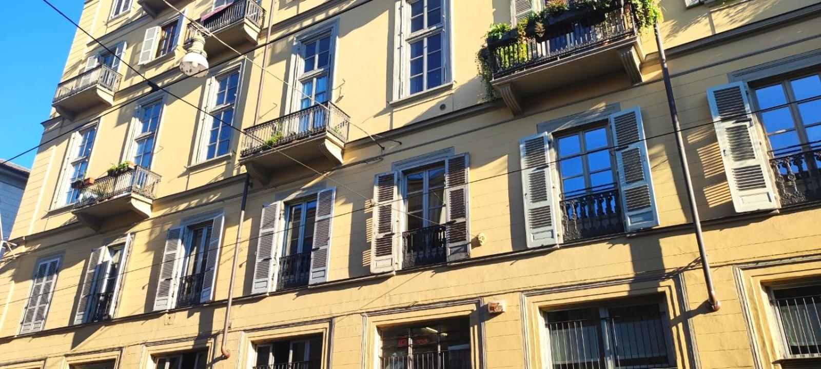 Aedel Lxr Apartment Turin Bagian luar foto